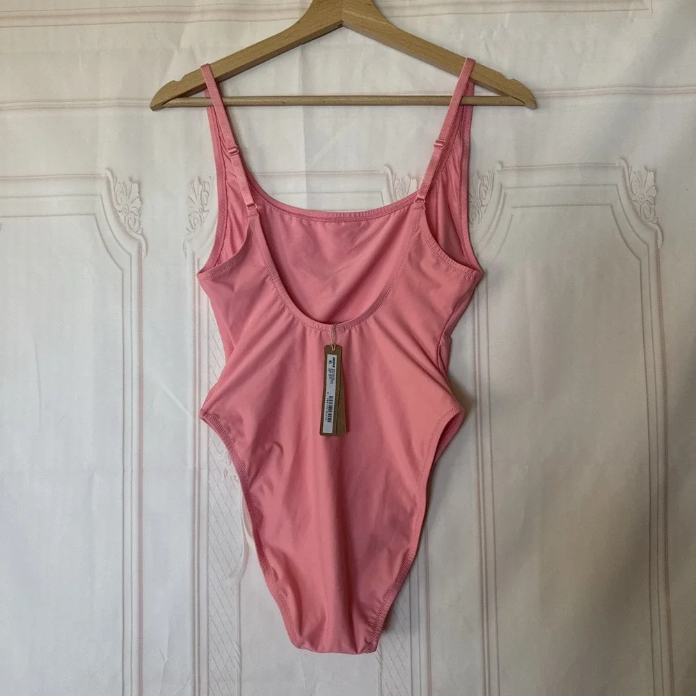 Skims Signature Swim Scoop Neck One Piece In Melon Size M NWT $90
